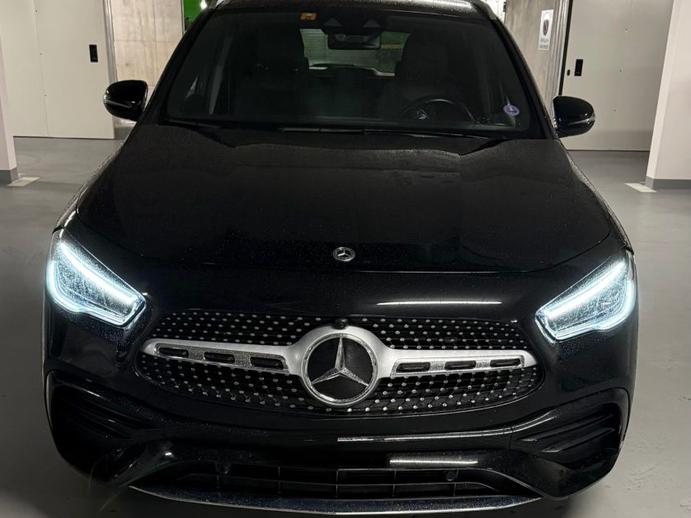MERCEDES-BENZ GLA 250 suv, Benzin, Occasion / Gebraucht, Automatik