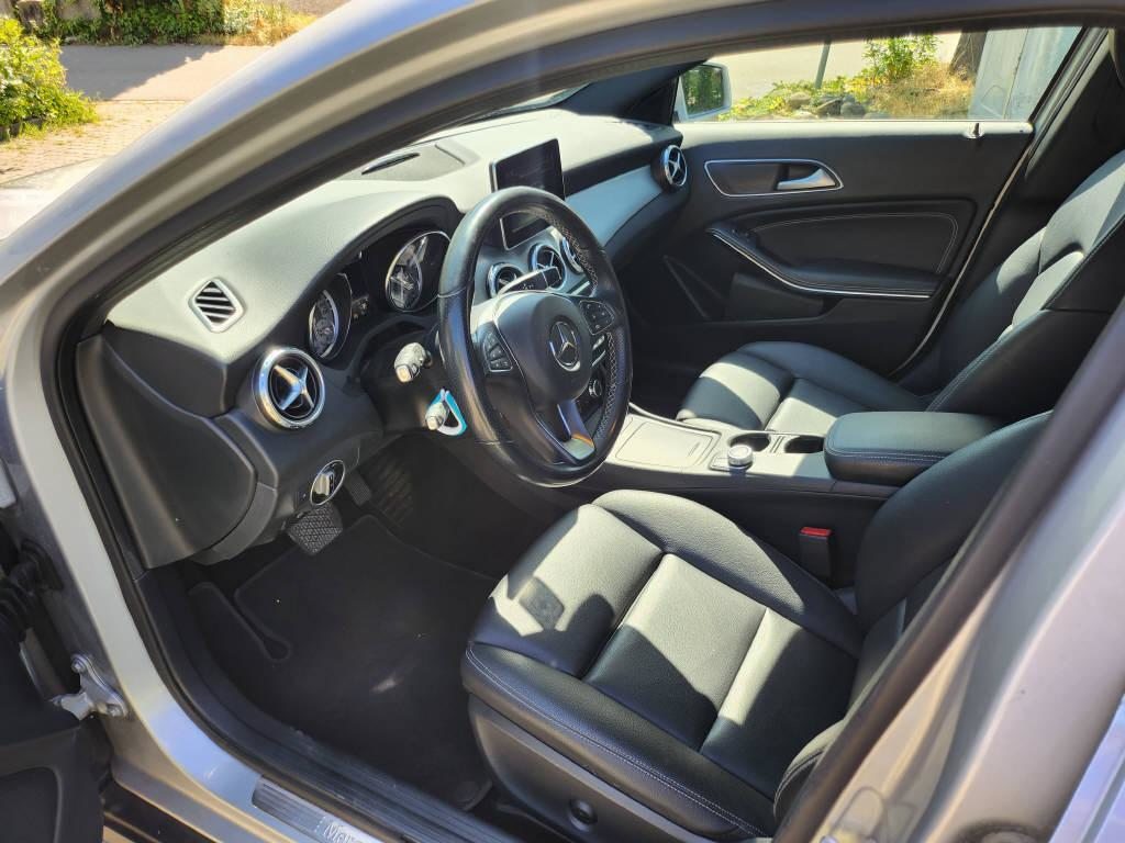 MERCEDES-BENZ GLA 250 Urban, Essence, Occasion / Utilisé, Automatique - 5