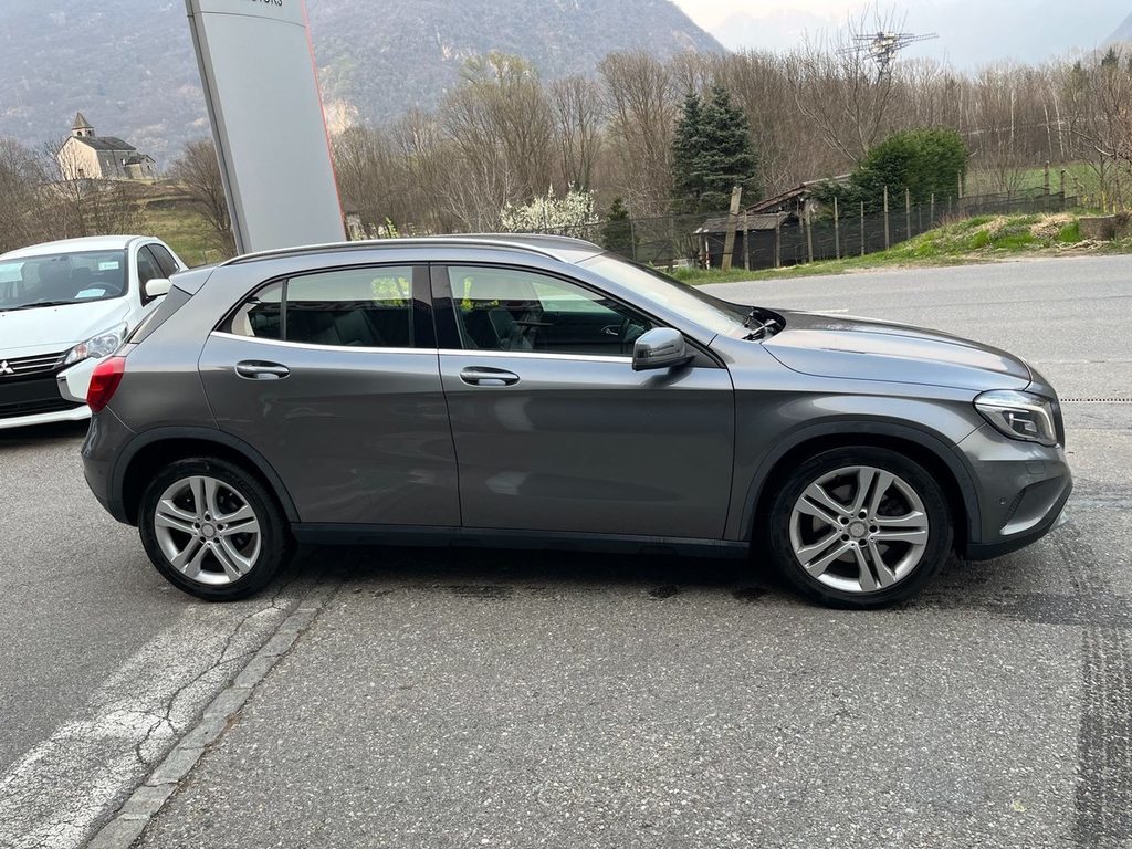 MERCEDES-BENZ GLA 250 4Matic 7G-DCT, Benzina, Occasioni / Usate, Automatico - 2