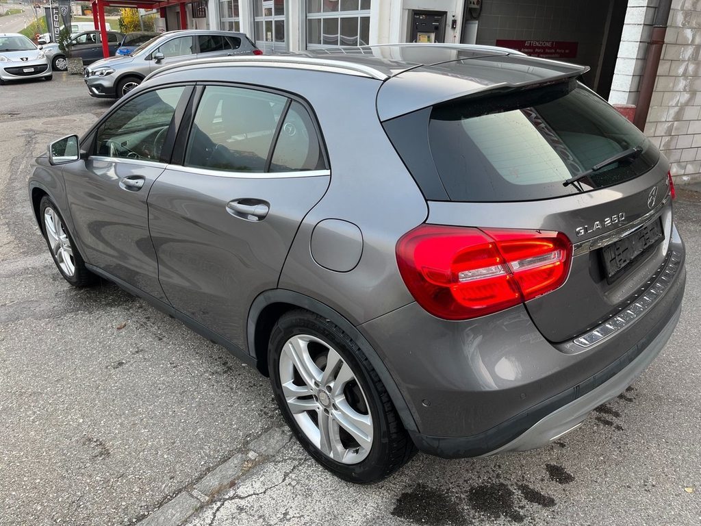 MERCEDES-BENZ GLA 250 4Matic 7G-DCT, Benzina, Occasioni / Usate, Automatico - 3