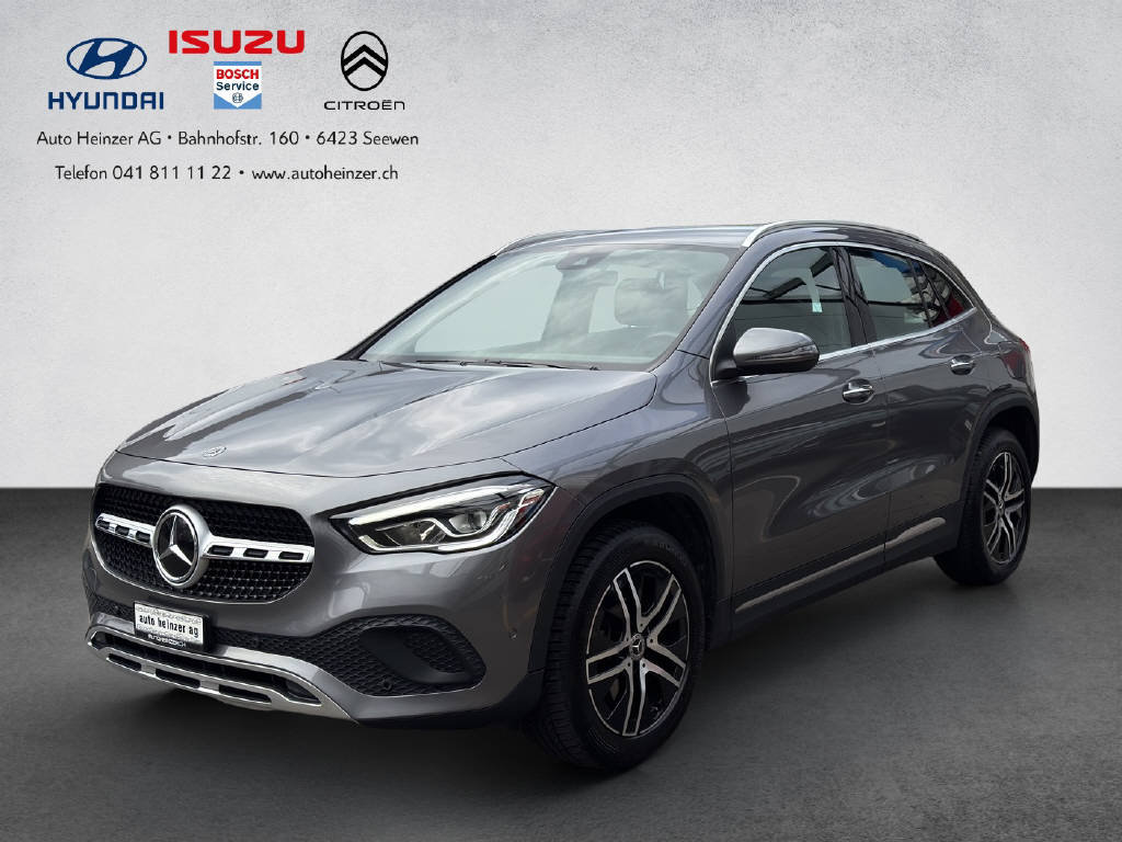 MERCEDES-BENZ GLA 250 Progressive 4matic