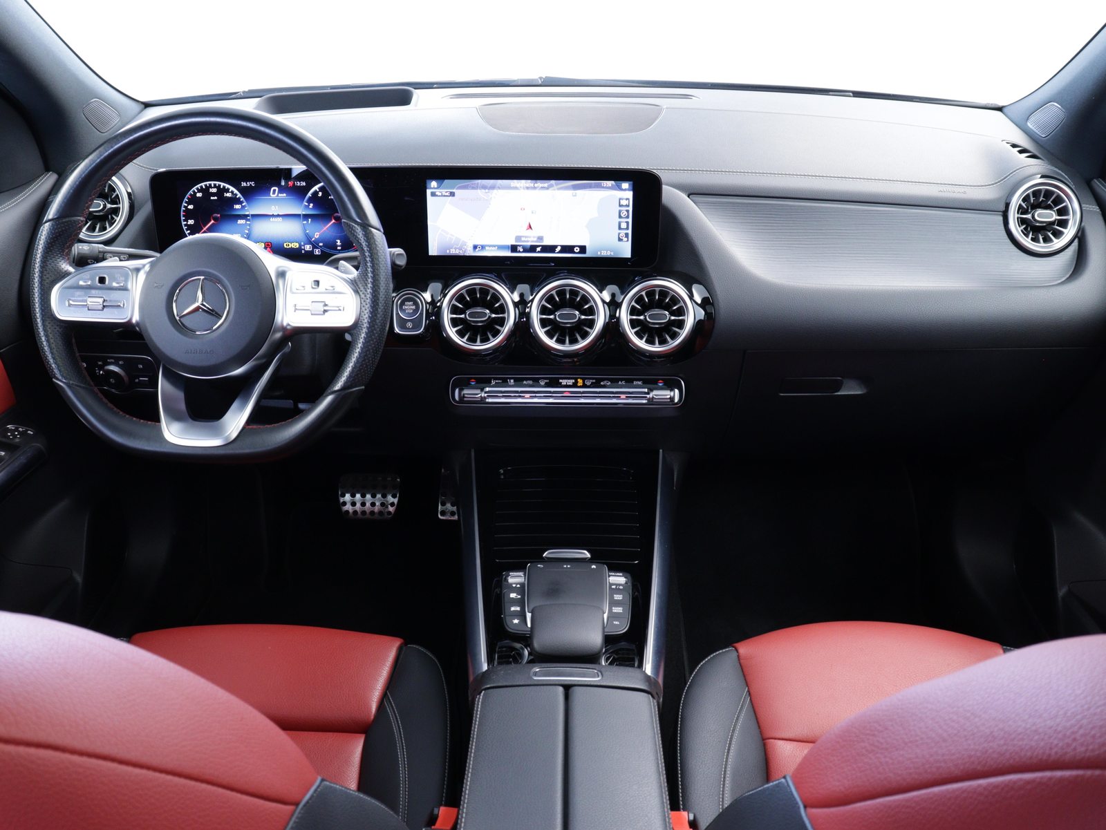 MERCEDES-BENZ GLA 250 AMG Line 4matic, Petrol, Second hand / Used, Automatic - 5