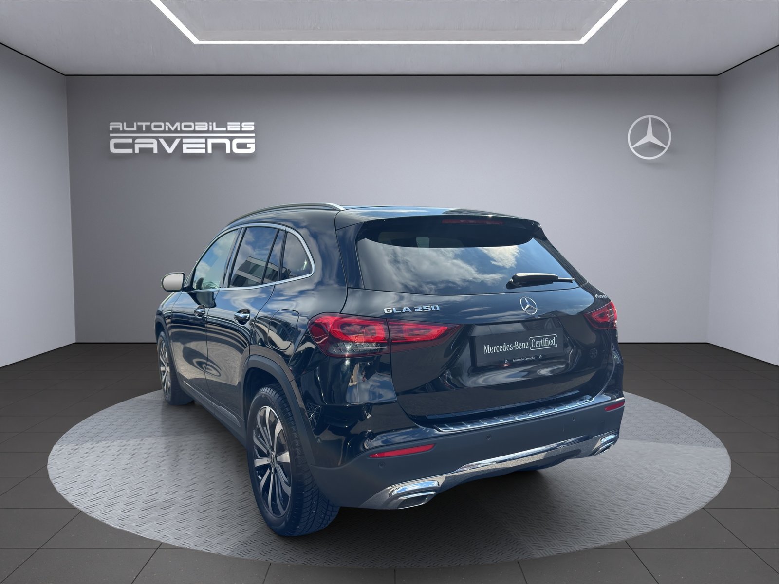 MERCEDES-BENZ GLA 250 4Matic Progressive 8G-DCT, Petrol, Second hand / Used, Automatic - 3