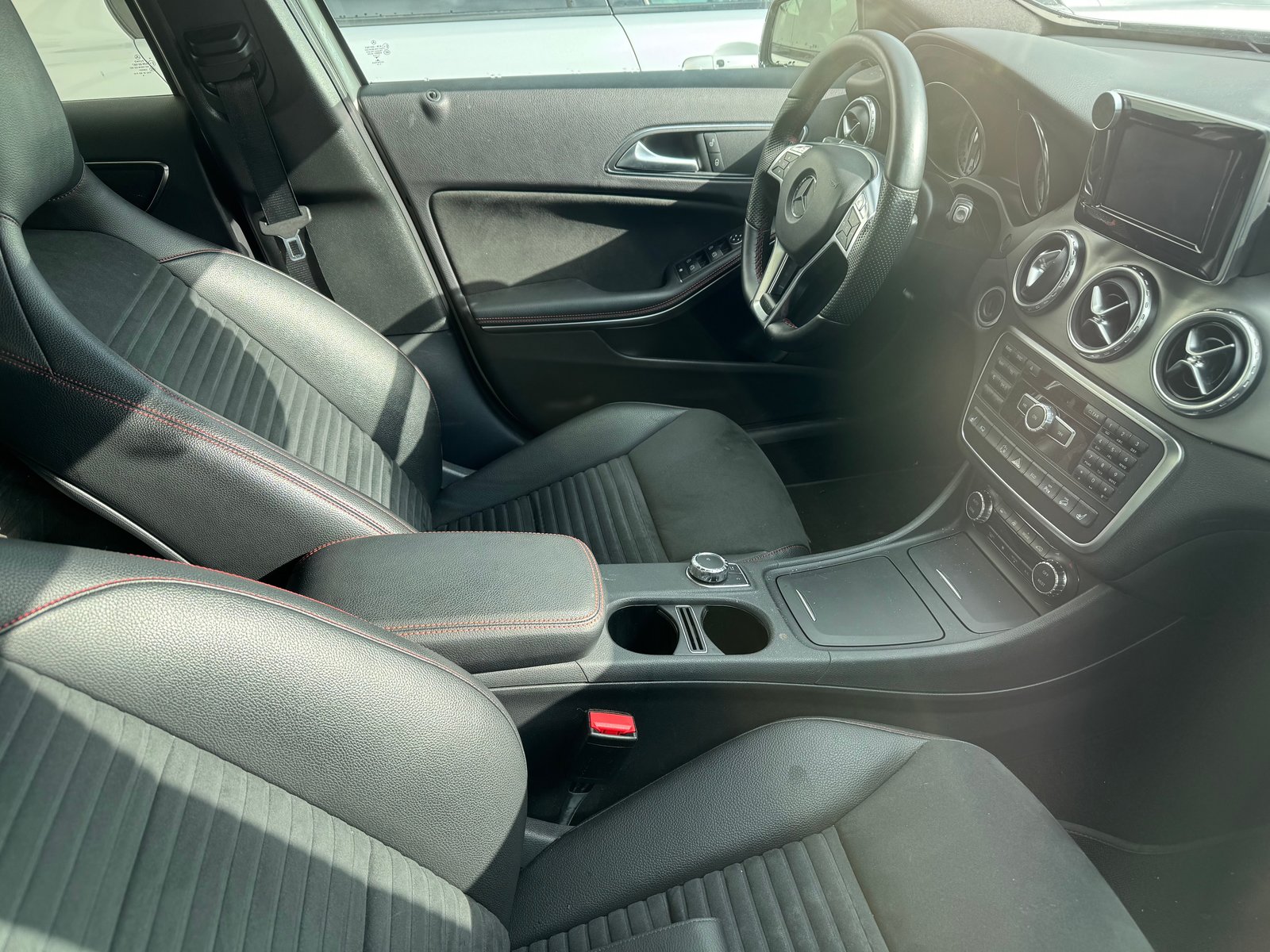 MERCEDES-BENZ GLA 250 4Matic 7G-DCT, Benzina, Occasioni / Usate, Automatico - 3