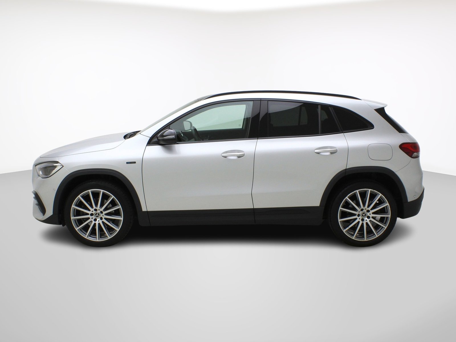 MERCEDES-BENZ GLA-Klasse GLA 250 e AMG Line, Plug-in-Hybrid Benzina/Elettrica, Occasioni / Usate, Automatico - 3
