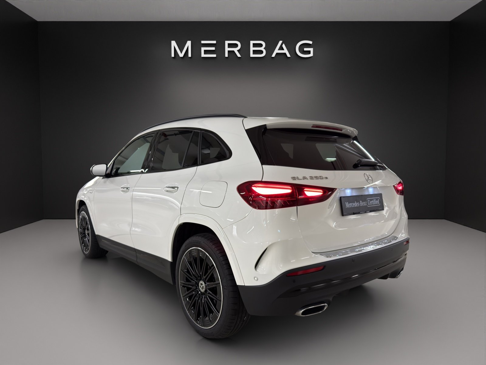 MERCEDES-BENZ GLA 250 e EQ Star 8G-DCT, Plug-in-Hybrid Benzin/Elektro, Occasion / Gebraucht, Automatik - 6