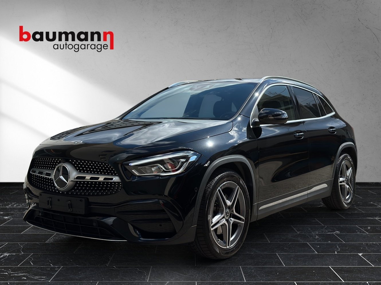 MERCEDES-BENZ GLA 250 4Matic AMG Line 8G-DCT