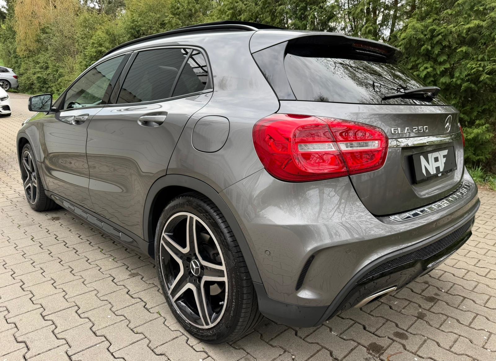 MERCEDES-BENZ GLA 250 AMG Line 4Matic 7G-DCT, Benzina, Occasioni / Usate, Automatico - 3