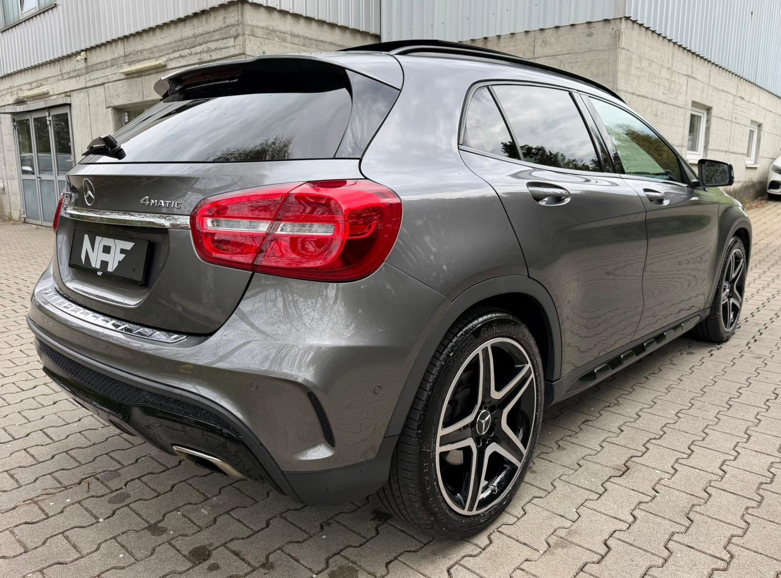 MERCEDES-BENZ GLA 250 AMG Line 4Matic 7G-DCT, Benzina, Occasioni / Usate, Automatico - 5