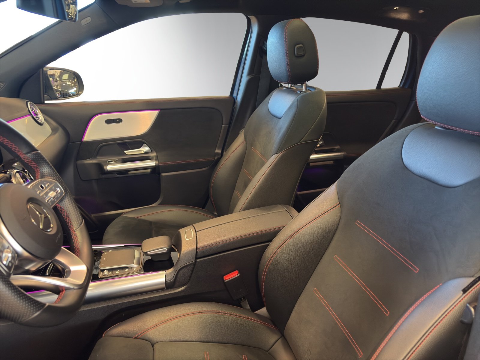 MERCEDES-BENZ GLA 250e AMG Line 8G-DCT, Hybride Rechargeable Essence/Électricité, Occasion / Utilisé, Automatique - 7