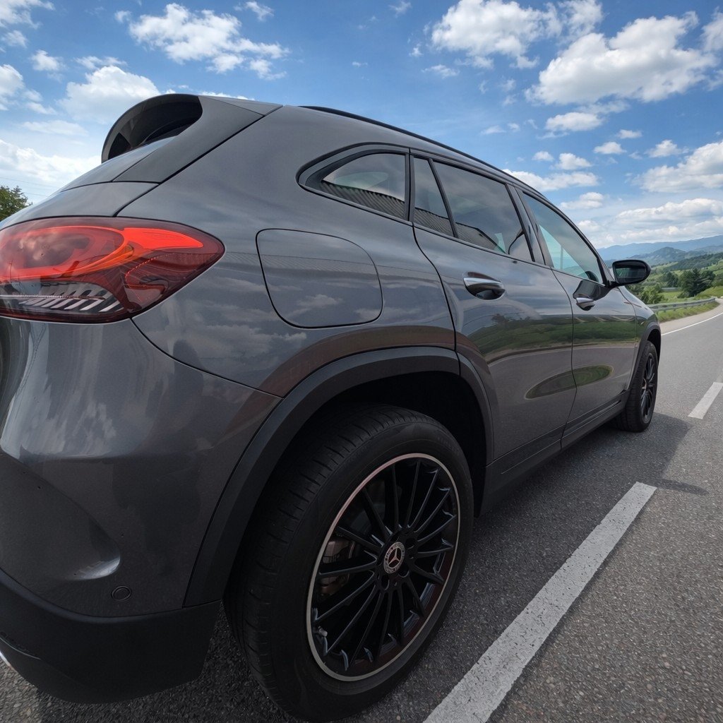 MERCEDES-BENZ GLA-Klasse H247 GLA 250 e AMG Line, Voll-Hybrid Benzin/Elektro, Occasion / Gebraucht, Automatik - 3