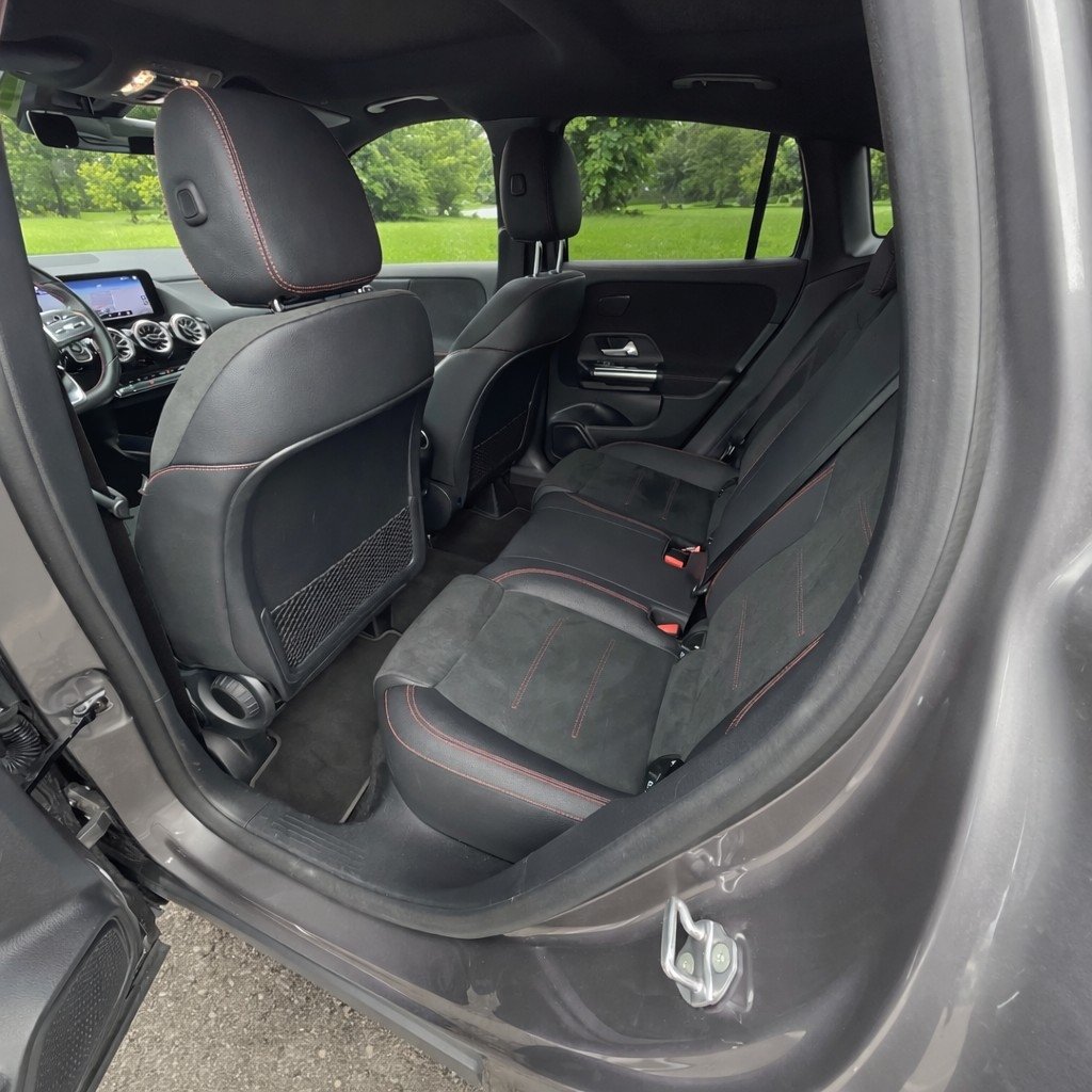 MERCEDES-BENZ GLA-Klasse H247 GLA 250 e AMG Line, Voll-Hybrid Benzin/Elektro, Occasion / Gebraucht, Automatik - 6