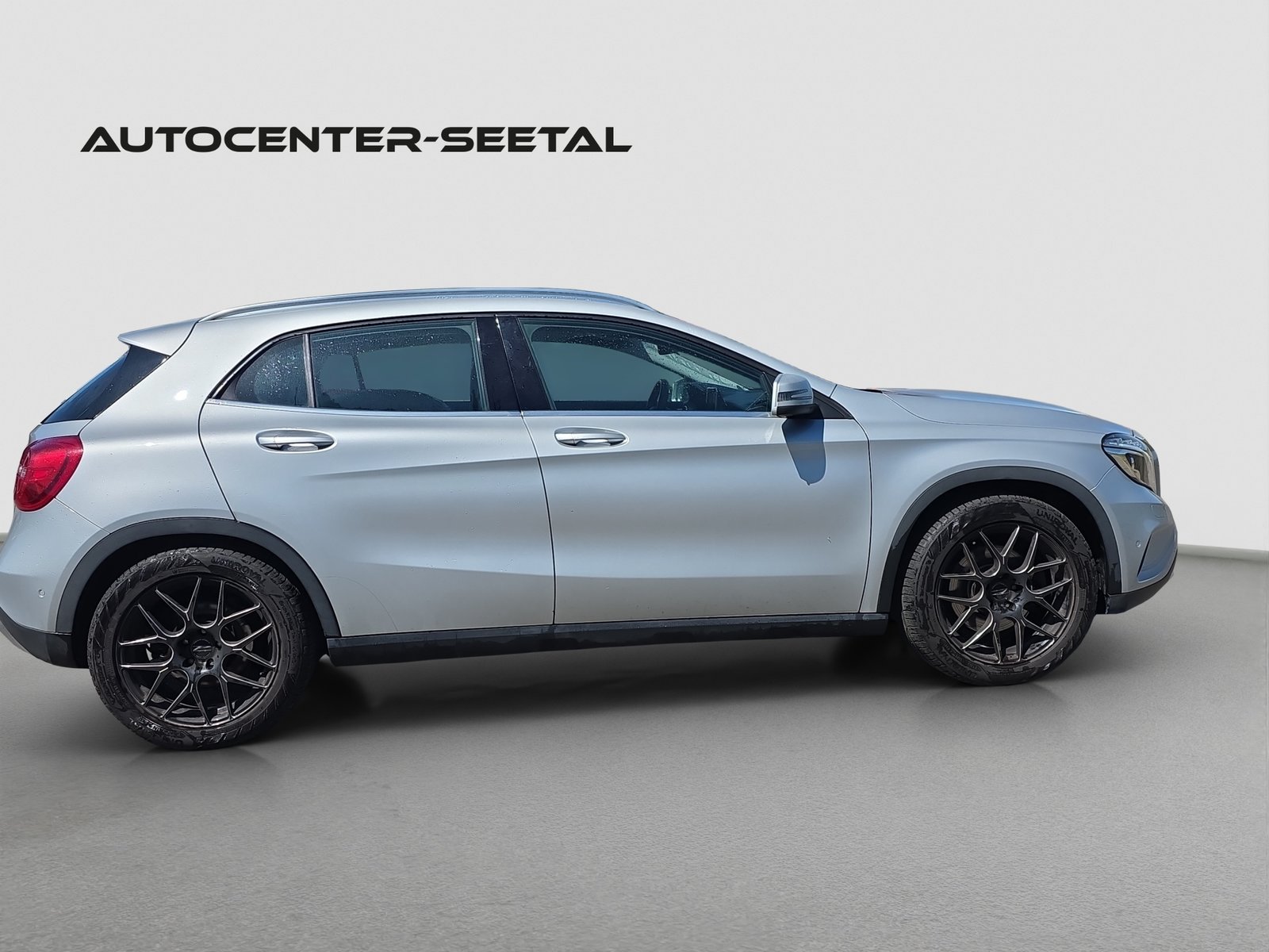 MERCEDES-BENZ GLA 250 Style 4Matic 7G-DCT, Essence, Occasion / Utilisé, Automatique - 2