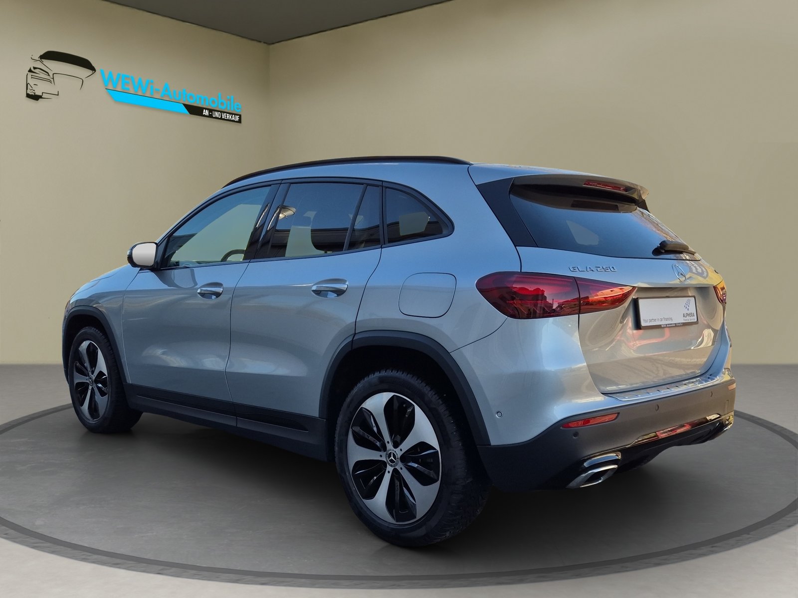 MERCEDES-BENZ GLA 250 4Matic 8G-DCT Swiss Star, Mild-Hybrid Benzin/Elektro, Occasion / Gebraucht, Automatik - 3