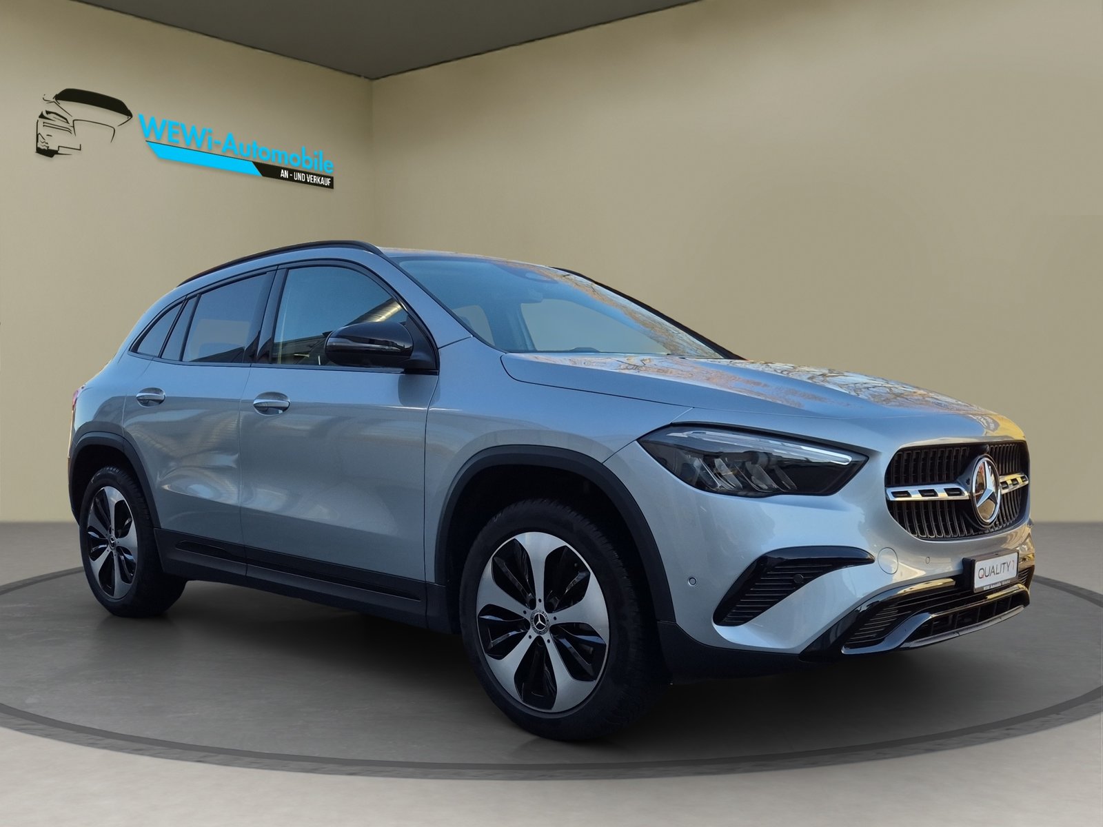 MERCEDES-BENZ GLA 250 4Matic 8G-DCT Swiss Star, Mild-Hybrid Benzin/Elektro, Occasion / Gebraucht, Automatik - 7