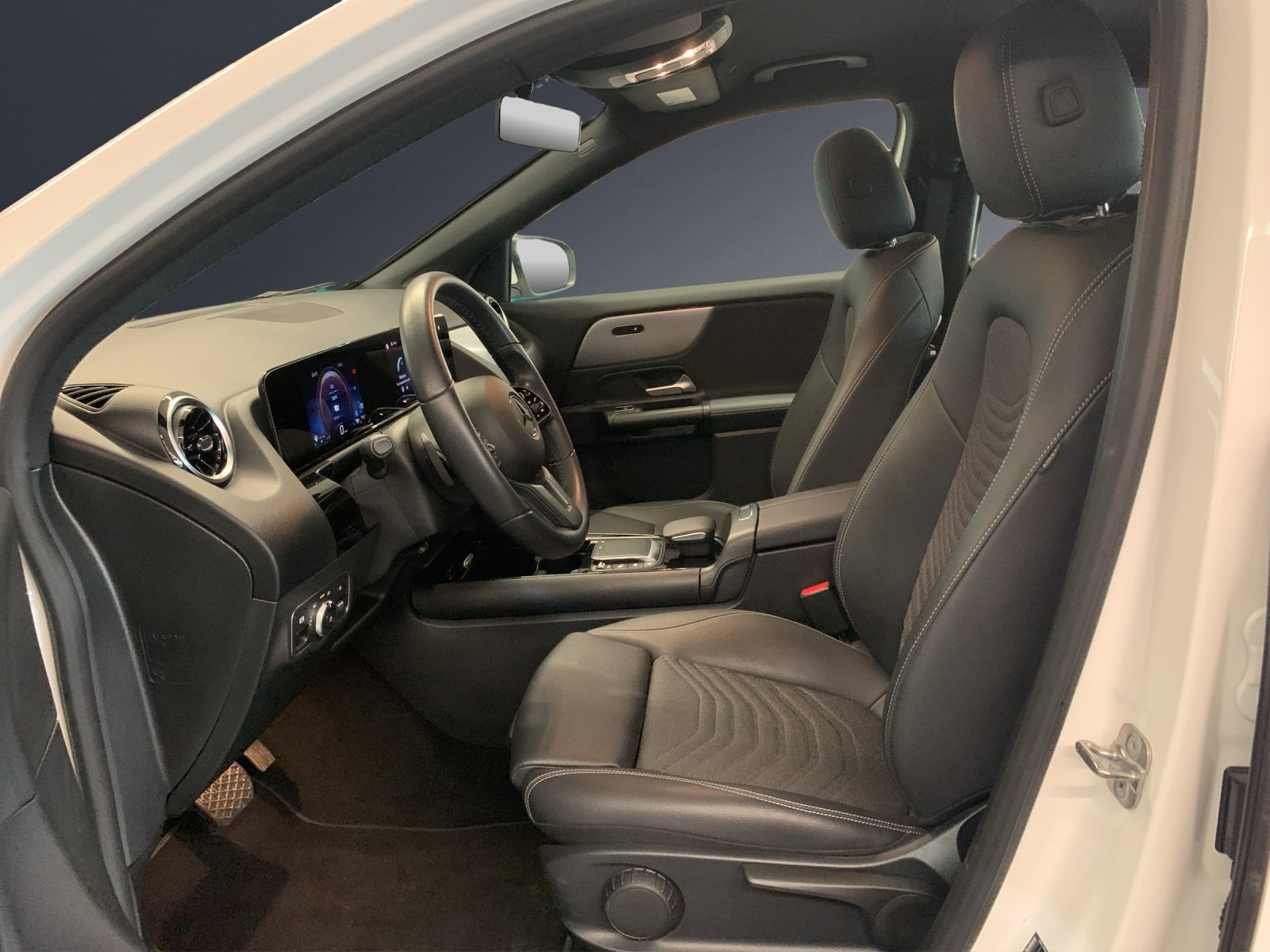 MERCEDES-BENZ GLA 250 e 8G-DCT, Plug-in-Hybrid Benzin/Elektro, Occasion / Gebraucht, Automatik - 6