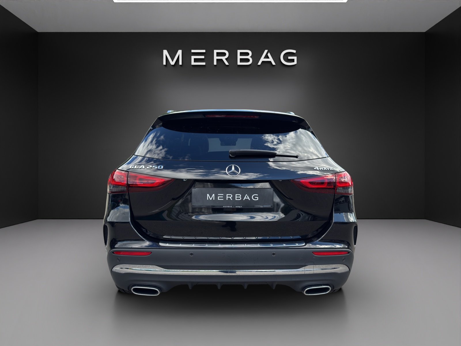 MERCEDES-BENZ GLA 250 AMG Line 4Matic, Benzin, Occasion / Gebraucht, Automatik - 4