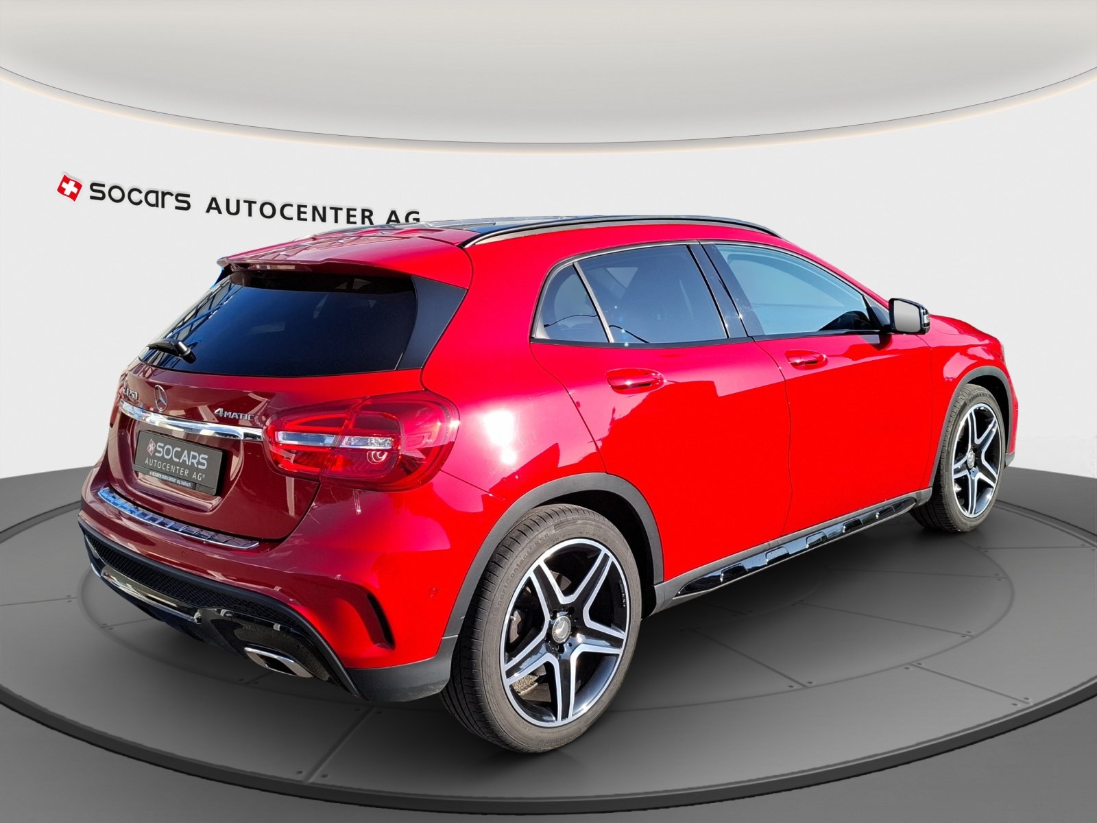 MERCEDES-BENZ GLA 250 AMG Line 4Matic 7G-DCT // 8-fach Alumi, Benzin, Occasion / Gebraucht, Automatik - 3