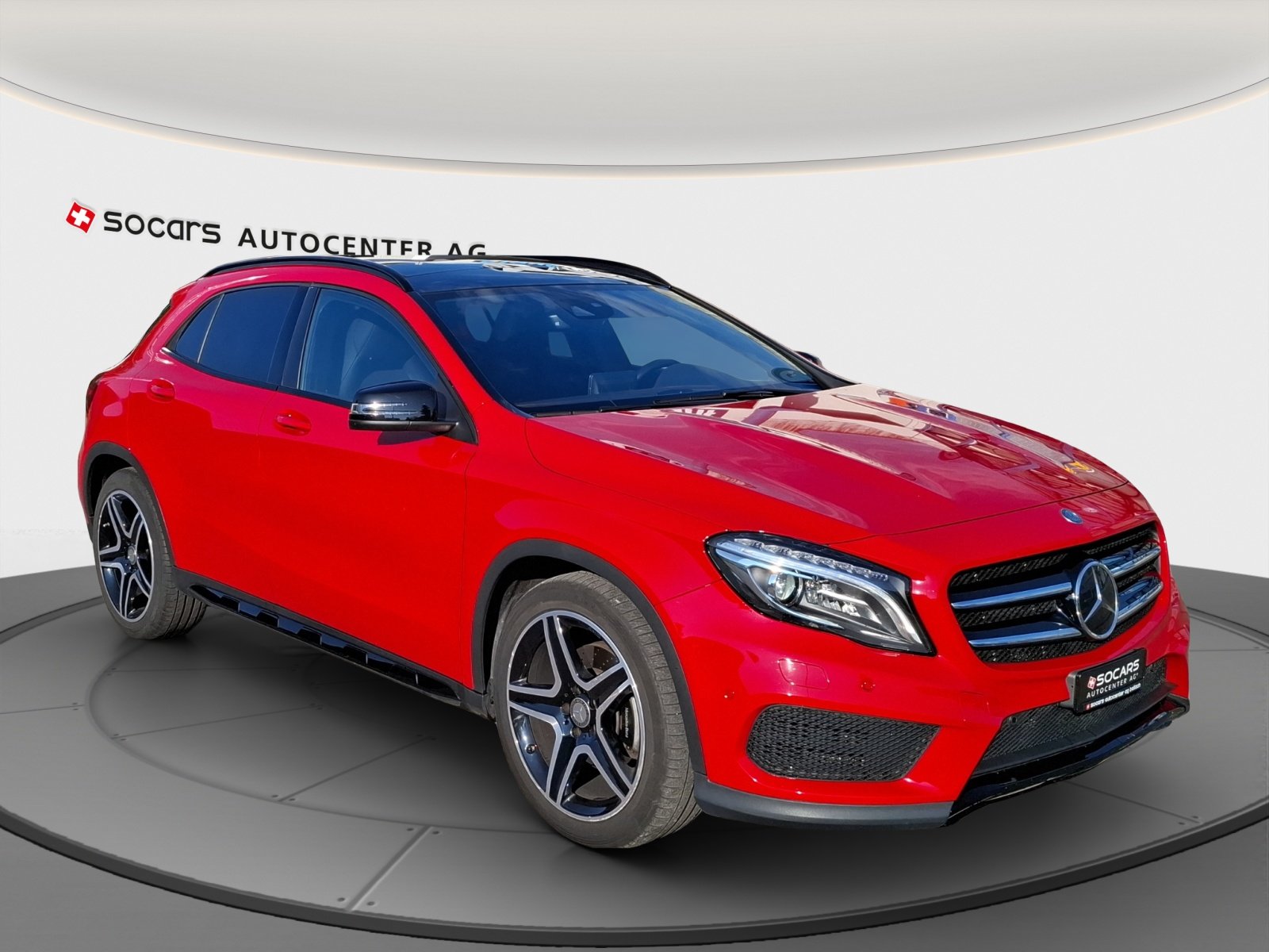 MERCEDES-BENZ GLA 250 AMG Line 4Matic 7G-DCT // 8-fach Alumi, Benzin, Occasion / Gebraucht, Automatik - 4