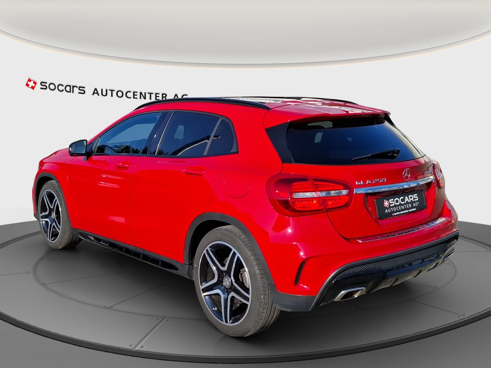 MERCEDES-BENZ GLA 250 AMG Line 4Matic 7G-DCT // 8-fach Alumi, Benzin, Occasion / Gebraucht, Automatik - 5