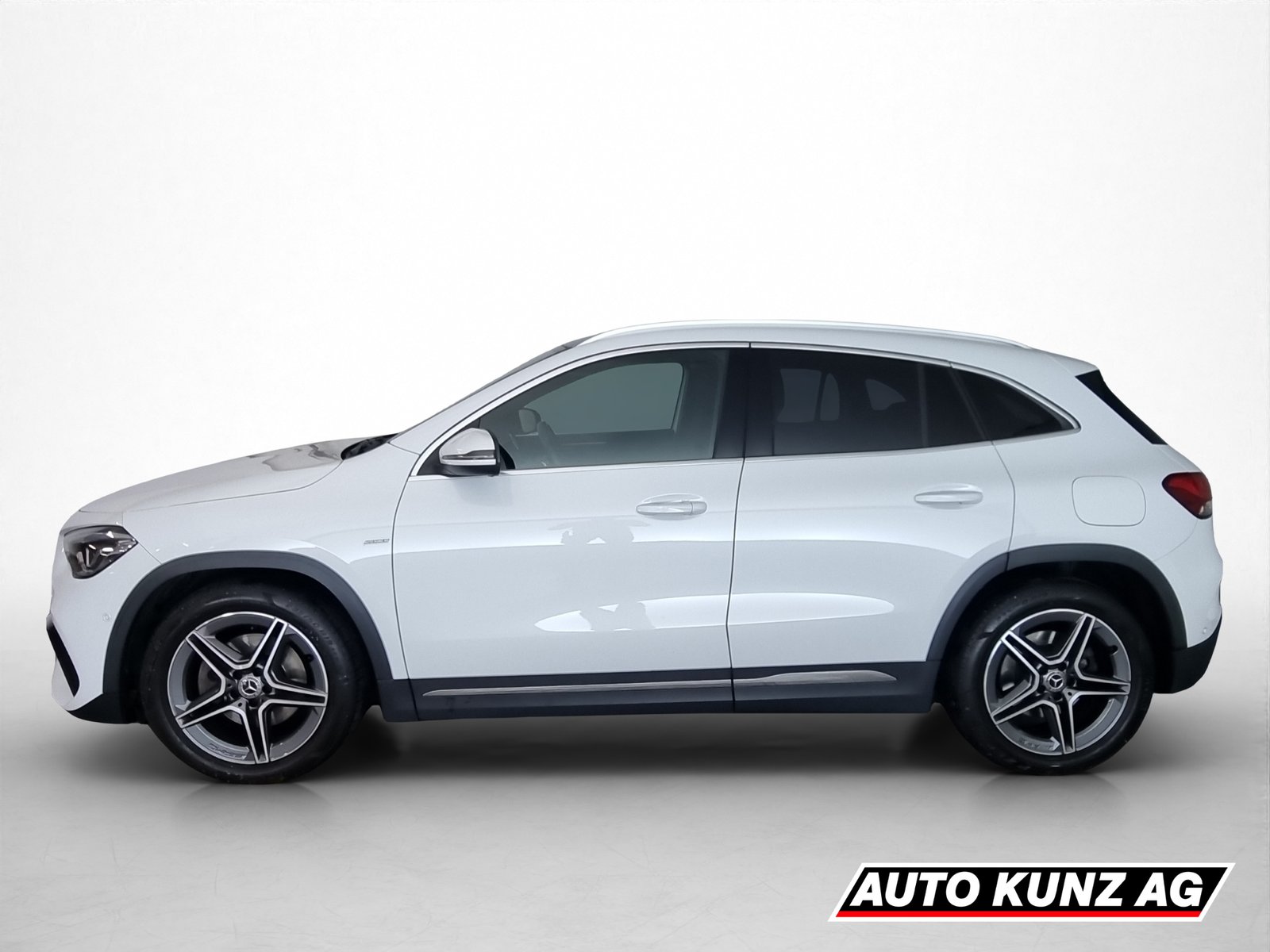 MERCEDES-BENZ GLA 250 AMG-Line 4Matic 8G-Speedshift DCT, Essence, Occasion / Utilisé, Automatique - 3