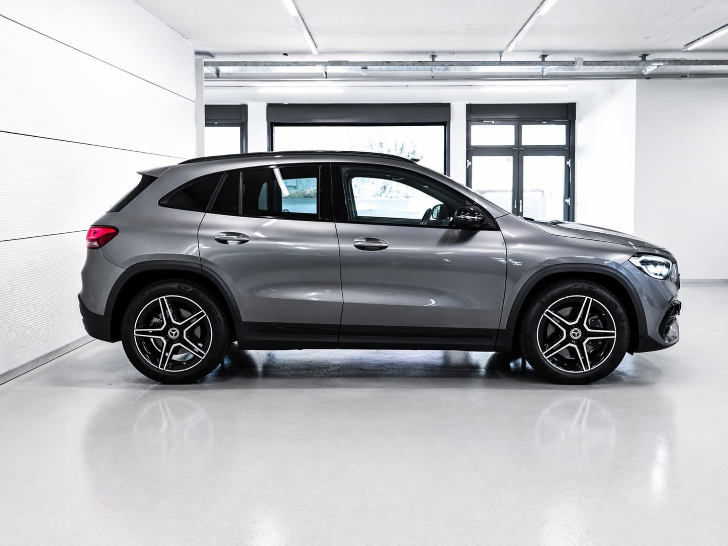 MERCEDES-BENZ GLA 250 4Matic AMG Line *CH-Fahrzeug* *Leasing, Petrol, Second hand / Used, Automatic - 4