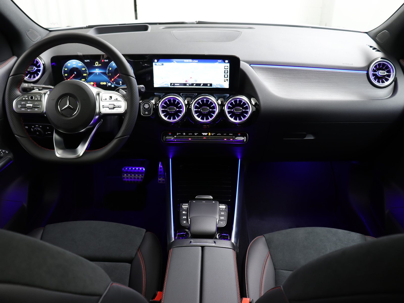 MERCEDES-BENZ GLA 250 AMG Line 4matic, Benzina, Occasioni / Usate, Automatico - 6