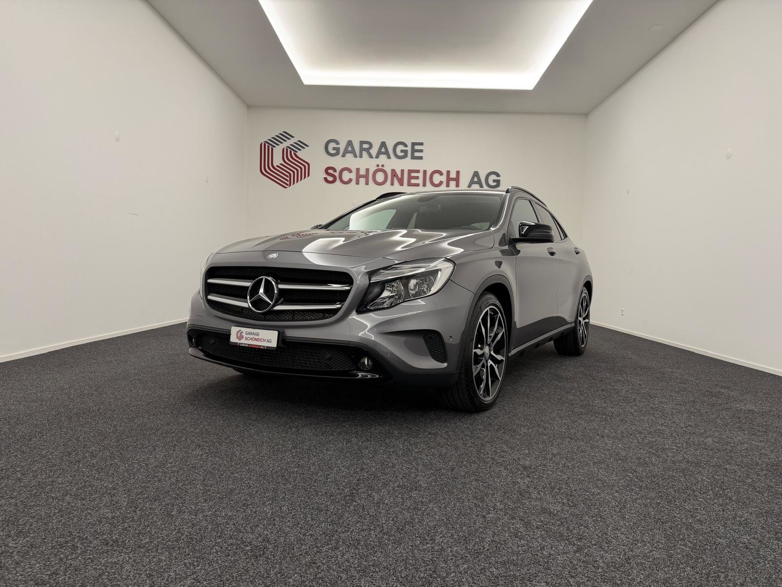 MERCEDES-BENZ GLA 250 Urban 7G-DCT