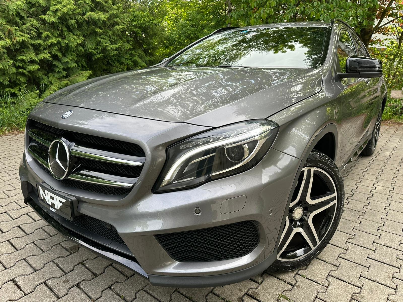 MERCEDES-BENZ GLA 250 AMG Line 4Matic 7G-DCT