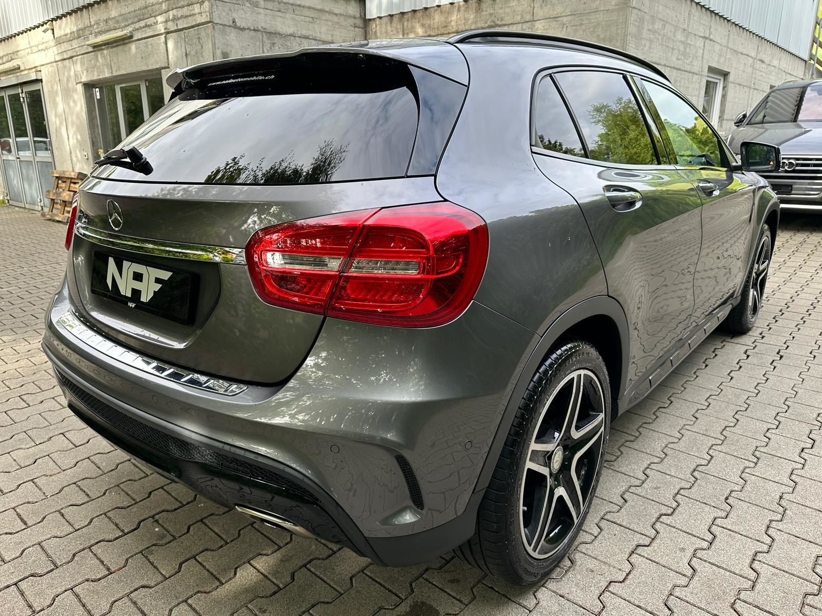 MERCEDES-BENZ GLA 250 AMG Line 4Matic 7G-DCT, Benzina, Occasioni / Usate, Automatico - 5