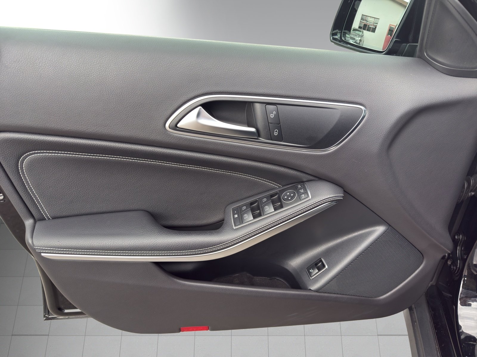 MERCEDES-BENZ GLA 250 Urban 4Matic, Benzina, Occasioni / Usate, Automatico - 7