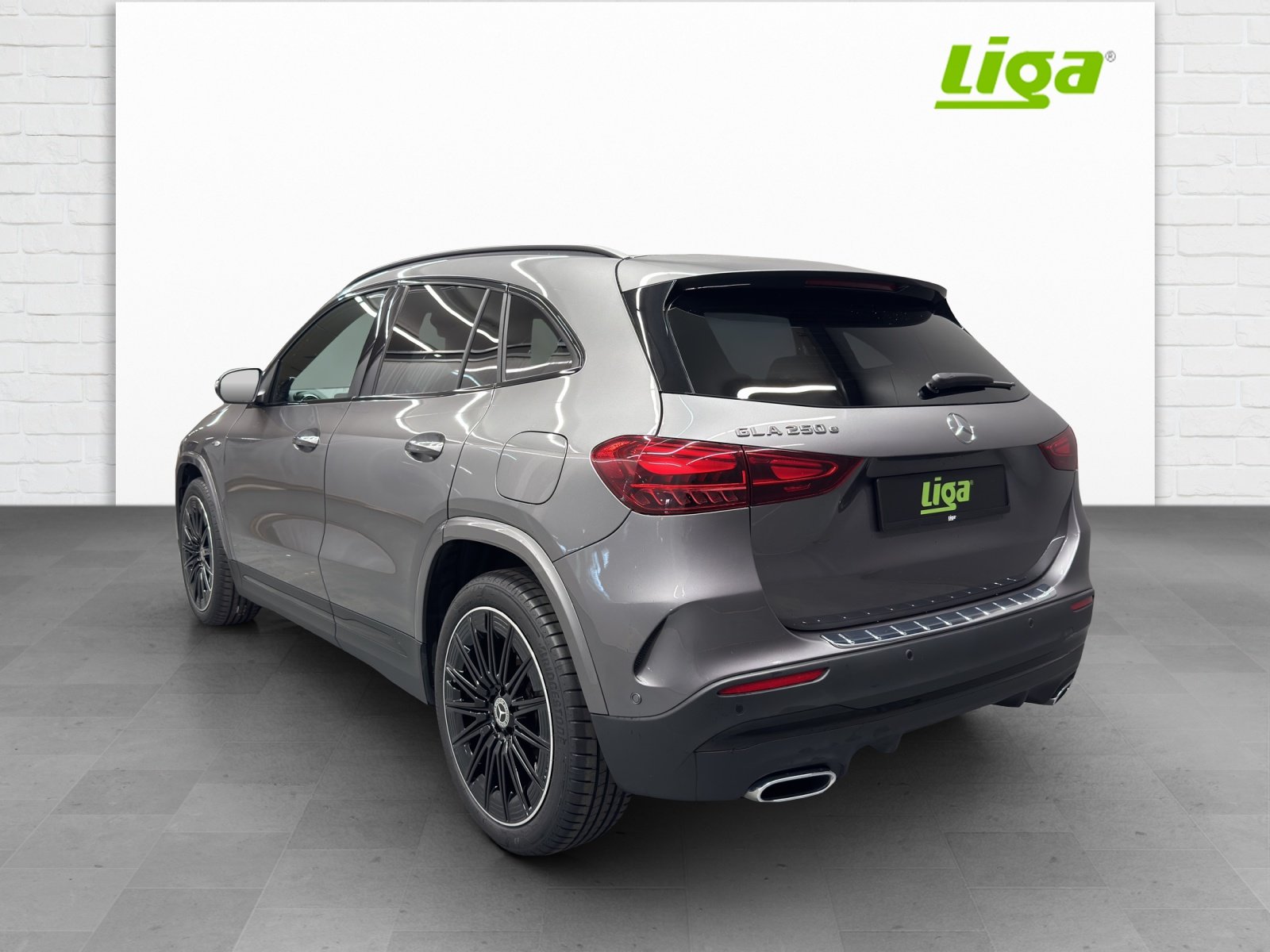 MERCEDES-BENZ GLA 250 e EQ Star AMG Line, Hybride Rechargeable Essence/Électricité, Occasion / Utilisé, Automatique - 4
