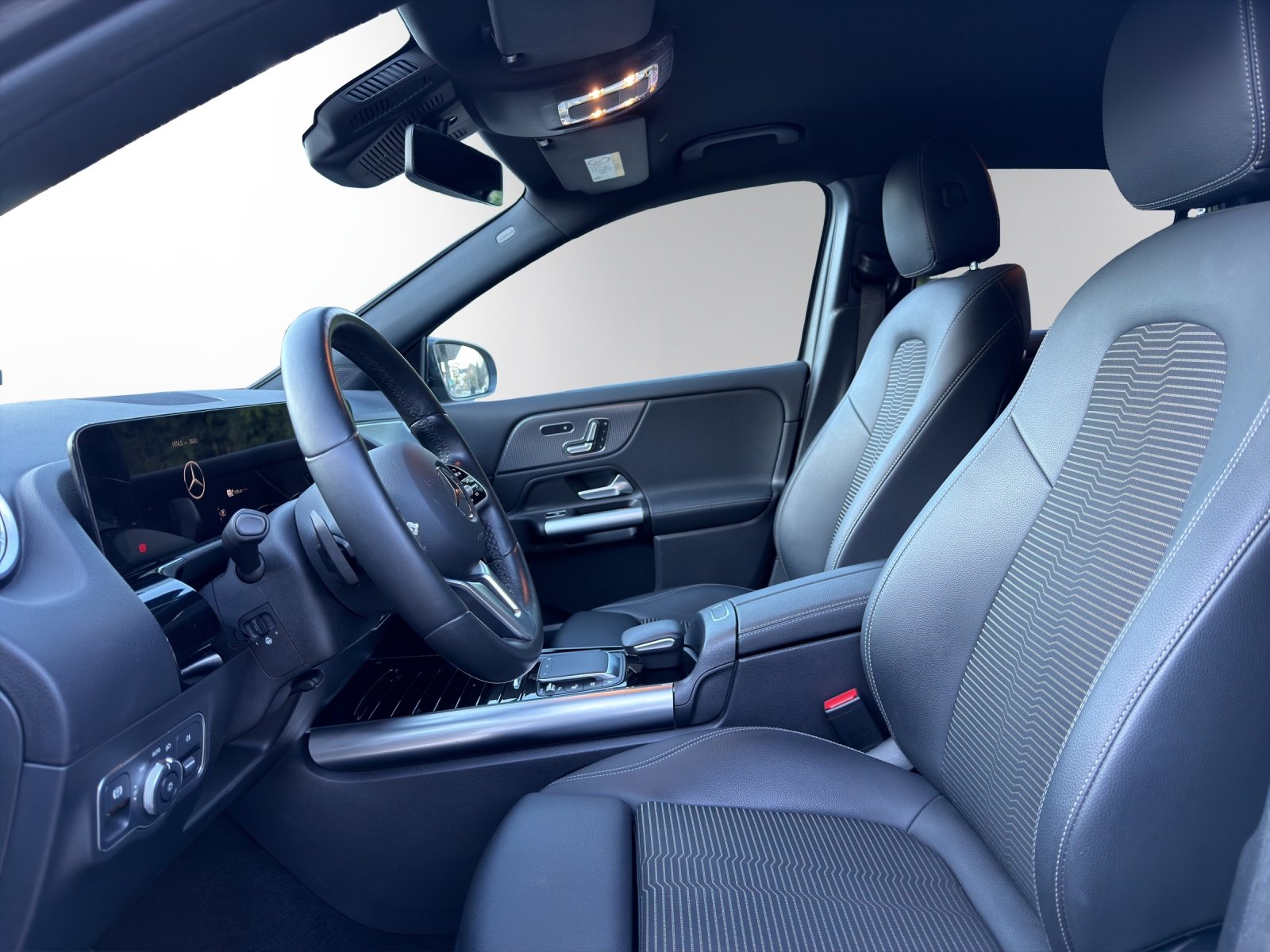 MERCEDES-BENZ GLA 250e Progressive 8G-DCT, Plug-in-Hybrid Benzin/Elektro, Occasion / Gebraucht, Automatik - 7