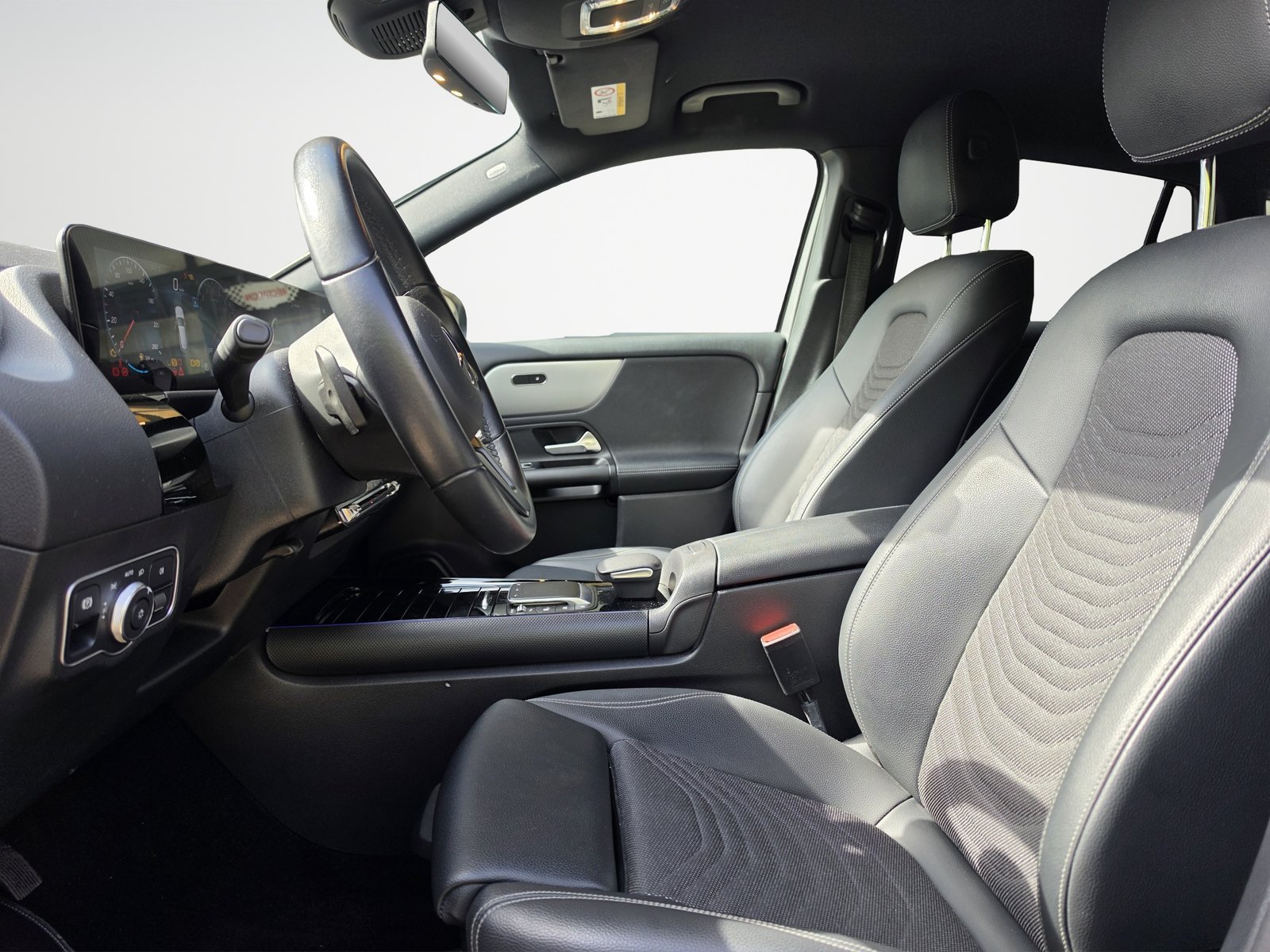 MERCEDES-BENZ GLA 250e Style 8G-DCT, Plug-in-Hybrid Petrol/Electric, Second hand / Used, Automatic - 7