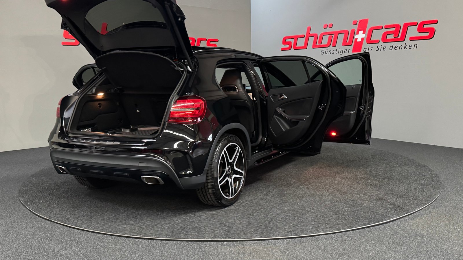 MERCEDES-BENZ GLA 250 AMG Line Swiss Star 4Matic 7G-DCT, Benzin, Occasion / Gebraucht, Automatik - 7