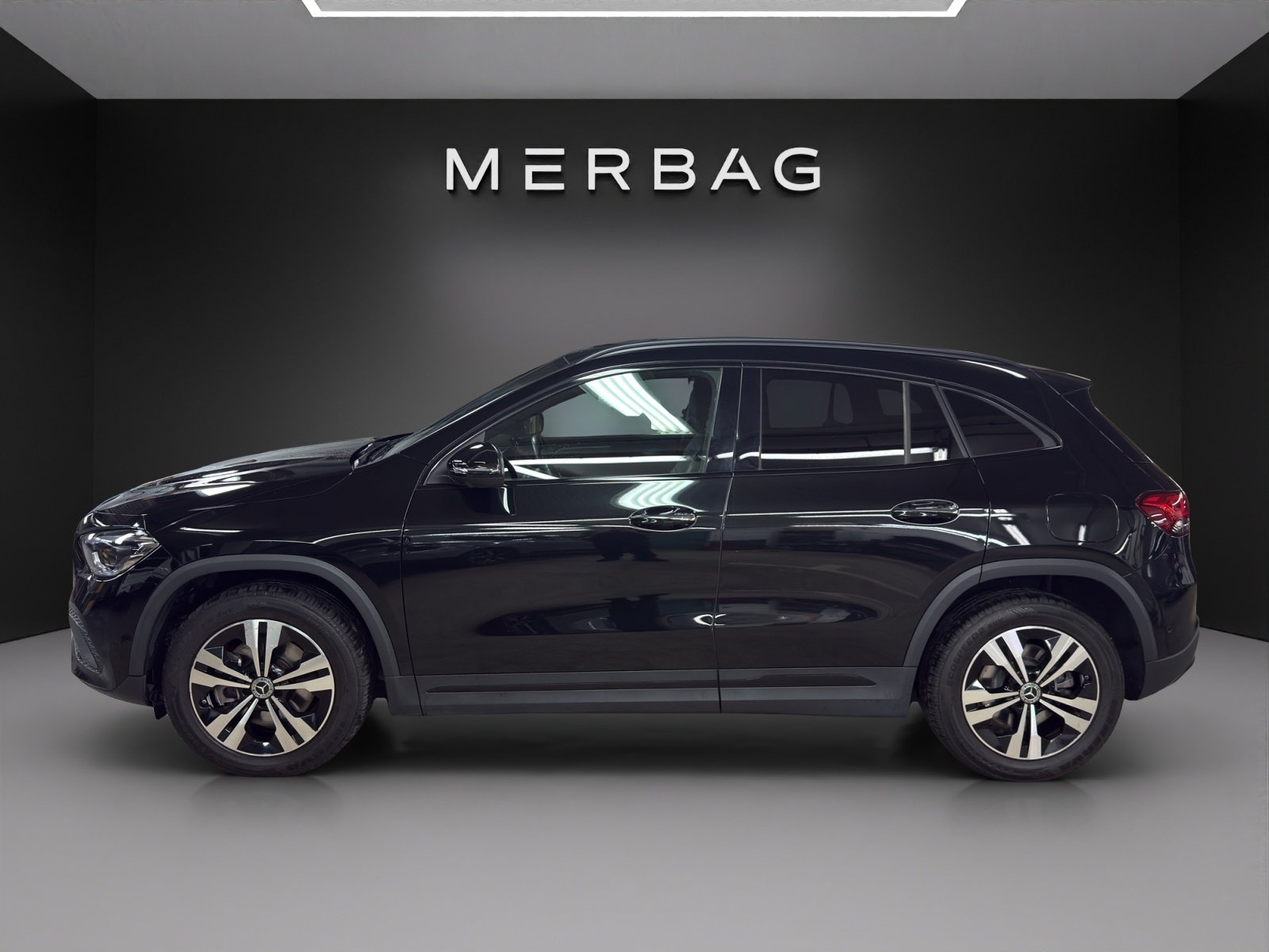 MERCEDES-BENZ GLA 250 Progressive4Matic, Benzin, Occasion / Gebraucht, Automatik - 2