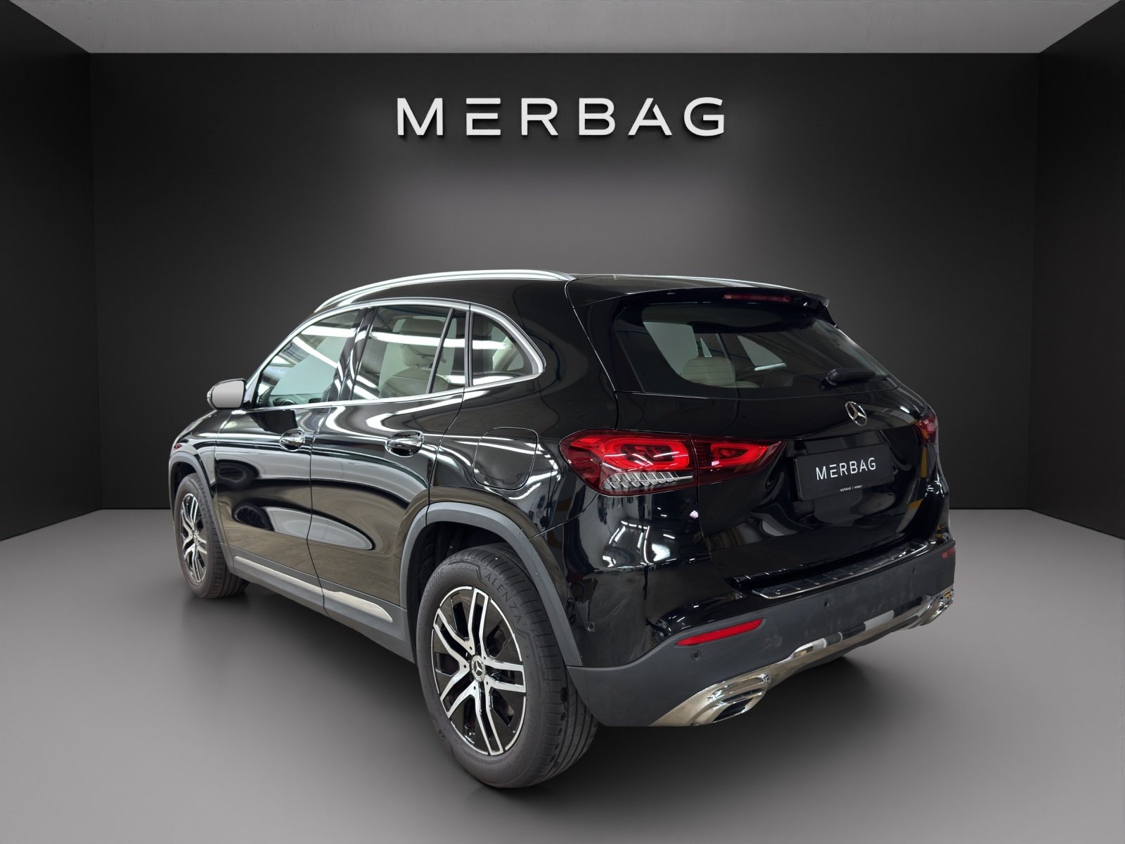 MERCEDES-BENZ GLA 250 Style 4Matic, Benzin, Occasion / Gebraucht, Automatik - 3