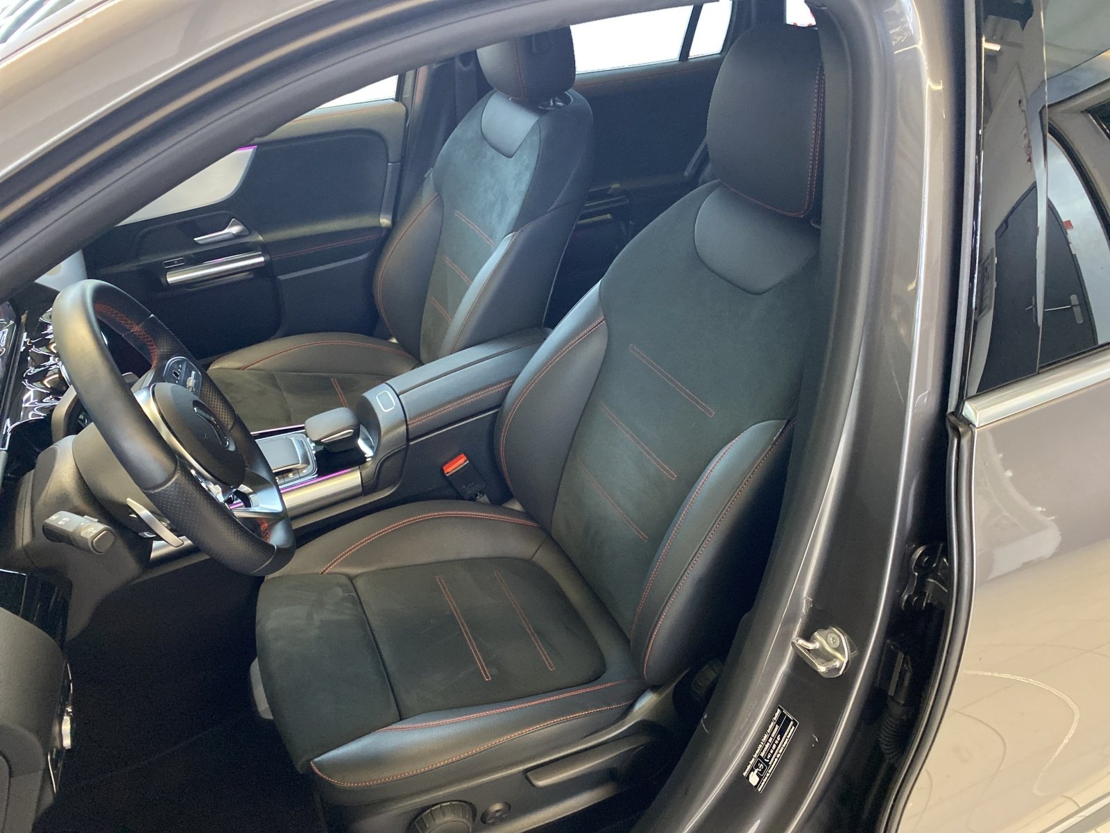 MERCEDES-BENZ GLA 250 e AMG Line, Plug-in-Hybrid Benzin/Elektro, Occasion / Gebraucht, Automatik - 7