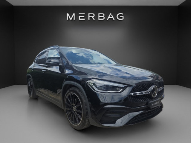 MERCEDES-BENZ GLA 250 AMG Line 4Matic