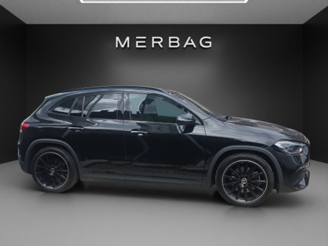 MERCEDES-BENZ GLA 250 AMG Line 4Matic, Essence, Occasion / Utilisé, Automatique - 3