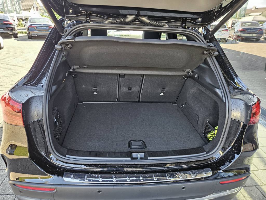 MERCEDES-BENZ GLA 250 4Matic AMG Line Swiss Star, Hybride Léger Essence/Électricité, Occasion / Utilisé, Automatique - 4