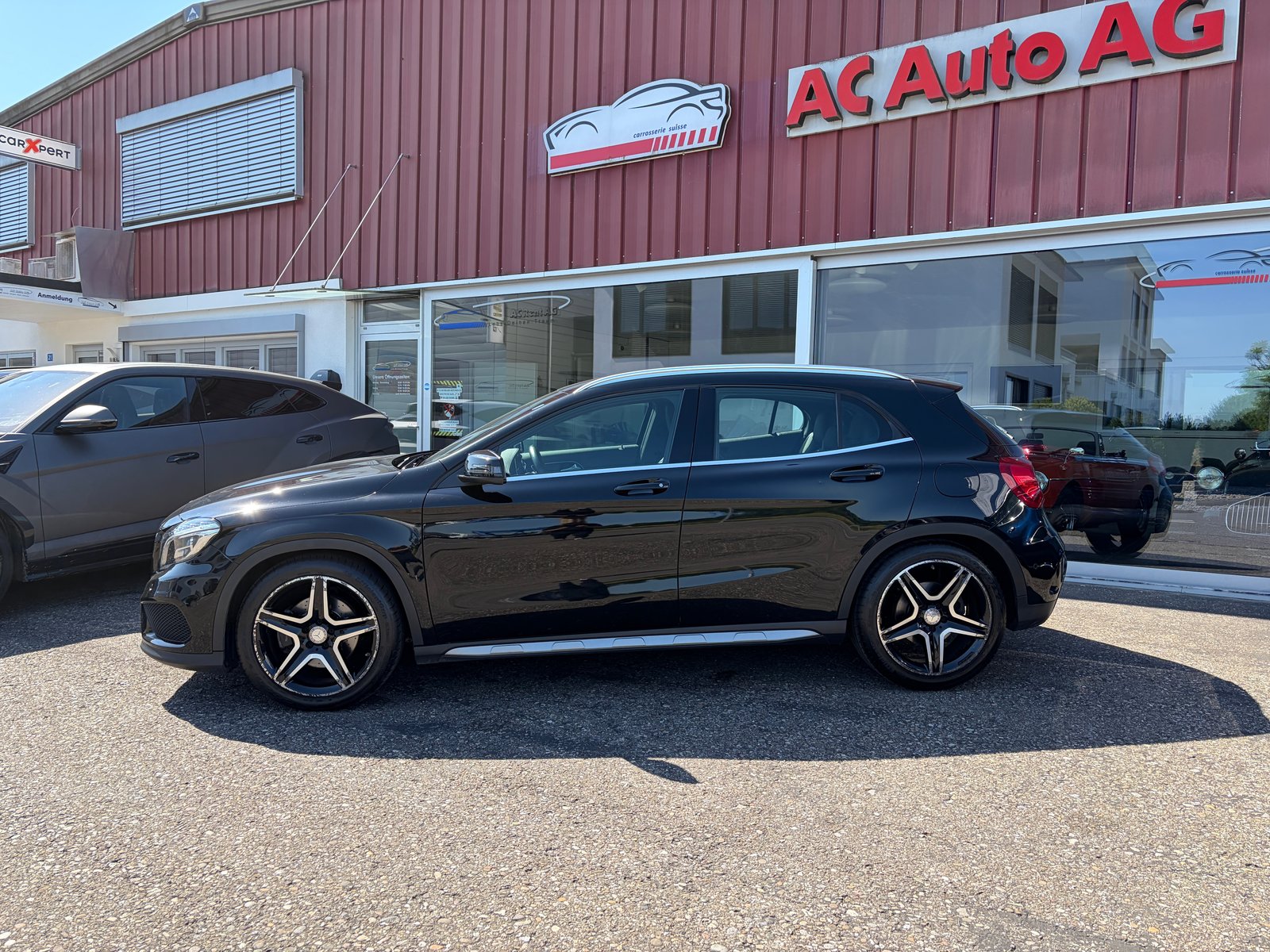 MERCEDES-BENZ GLA 250 AMG Line 4Matic 7G-DCT, Benzin, Occasion / Gebraucht, Automatik - 3
