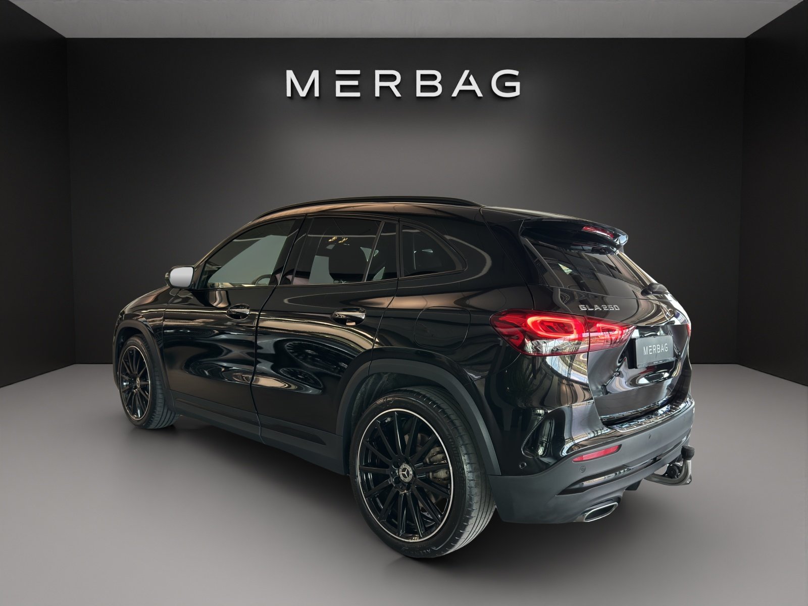 MERCEDES-BENZ GLA 250 AMG Line 4Matic, Essence, Occasion / Utilisé, Automatique - 4