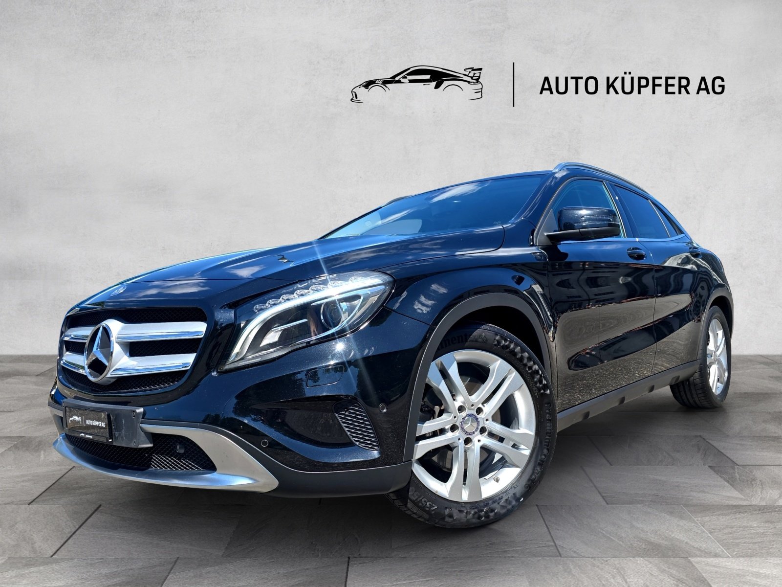 MERCEDES-BENZ GLA 250 Urban 4Matic 7G-DCT