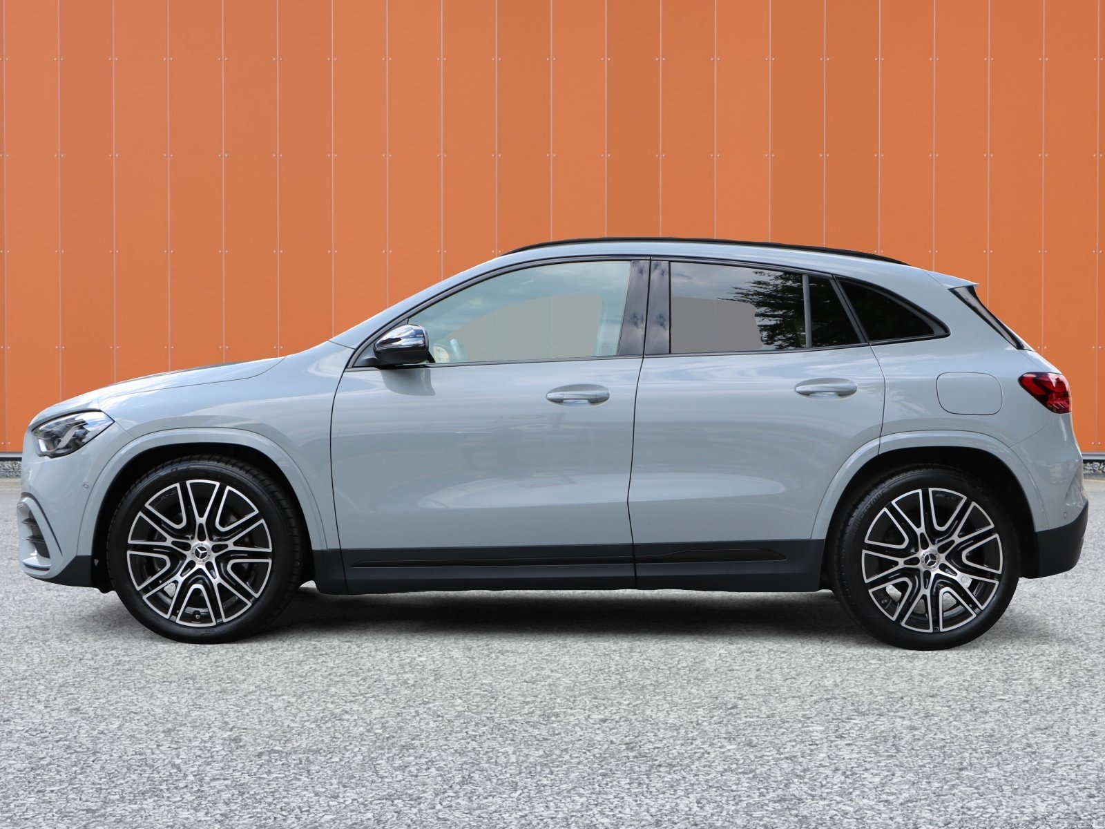 MERCEDES-BENZ GLA 250 4Matic 8G-DCT AMG-Line Edition Pack, Mild-Hybrid Benzin/Elektro, Occasion / Gebraucht, Automatik - 3