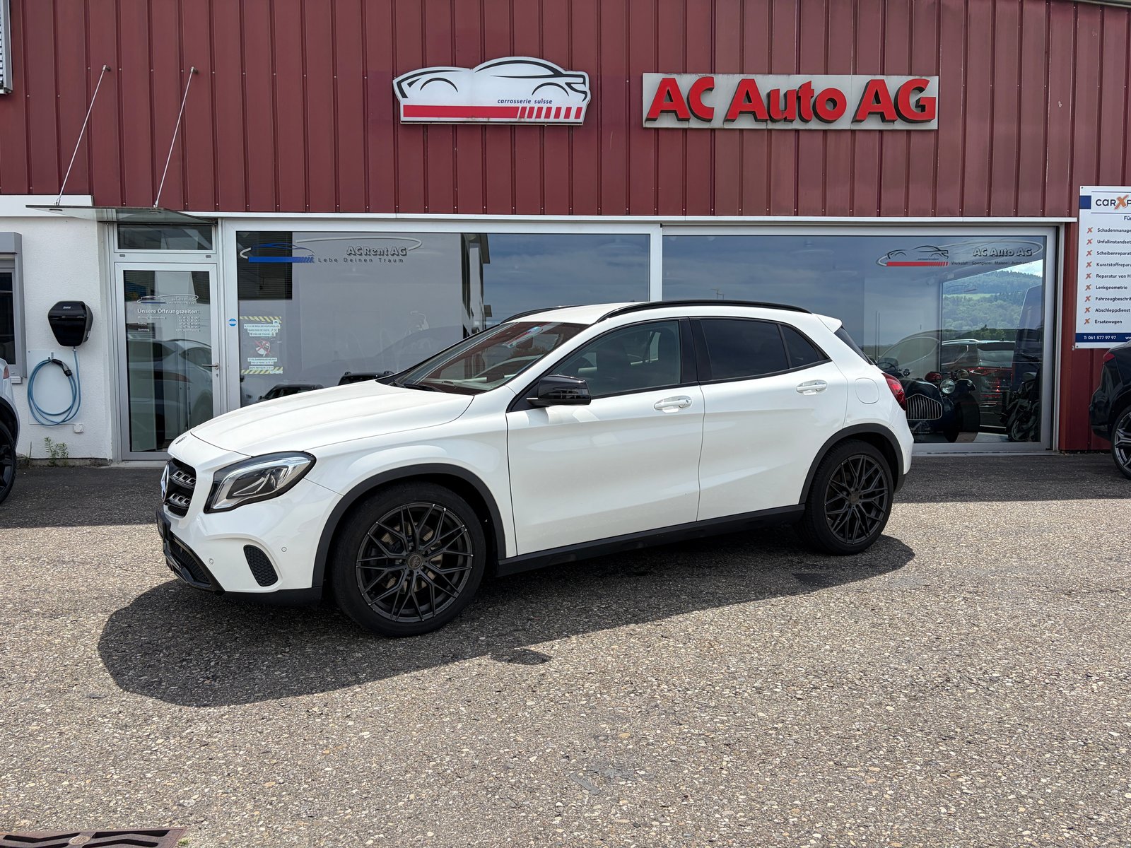 MERCEDES-BENZ GLA 250 Urban Swiss Star 4Matic 7G-DCT