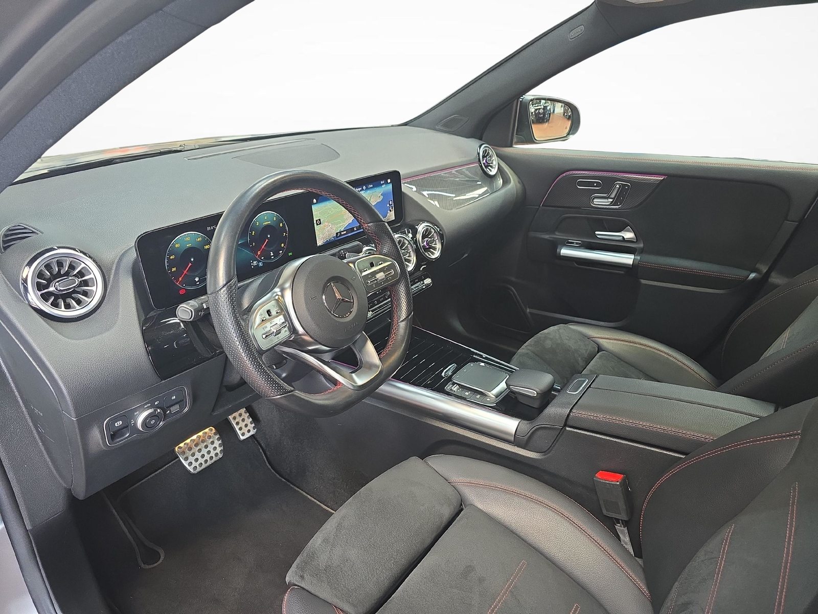 MERCEDES-BENZ GLA 250 4MATIC AMG Line, Petrol, Second hand / Used, Automatic - 5