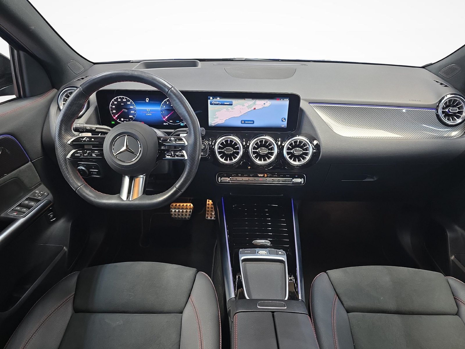 MERCEDES-BENZ GLA 250 4MATIC AMG Line, Mild-Hybrid Petrol/Electric, Second hand / Used, Automatic - 6