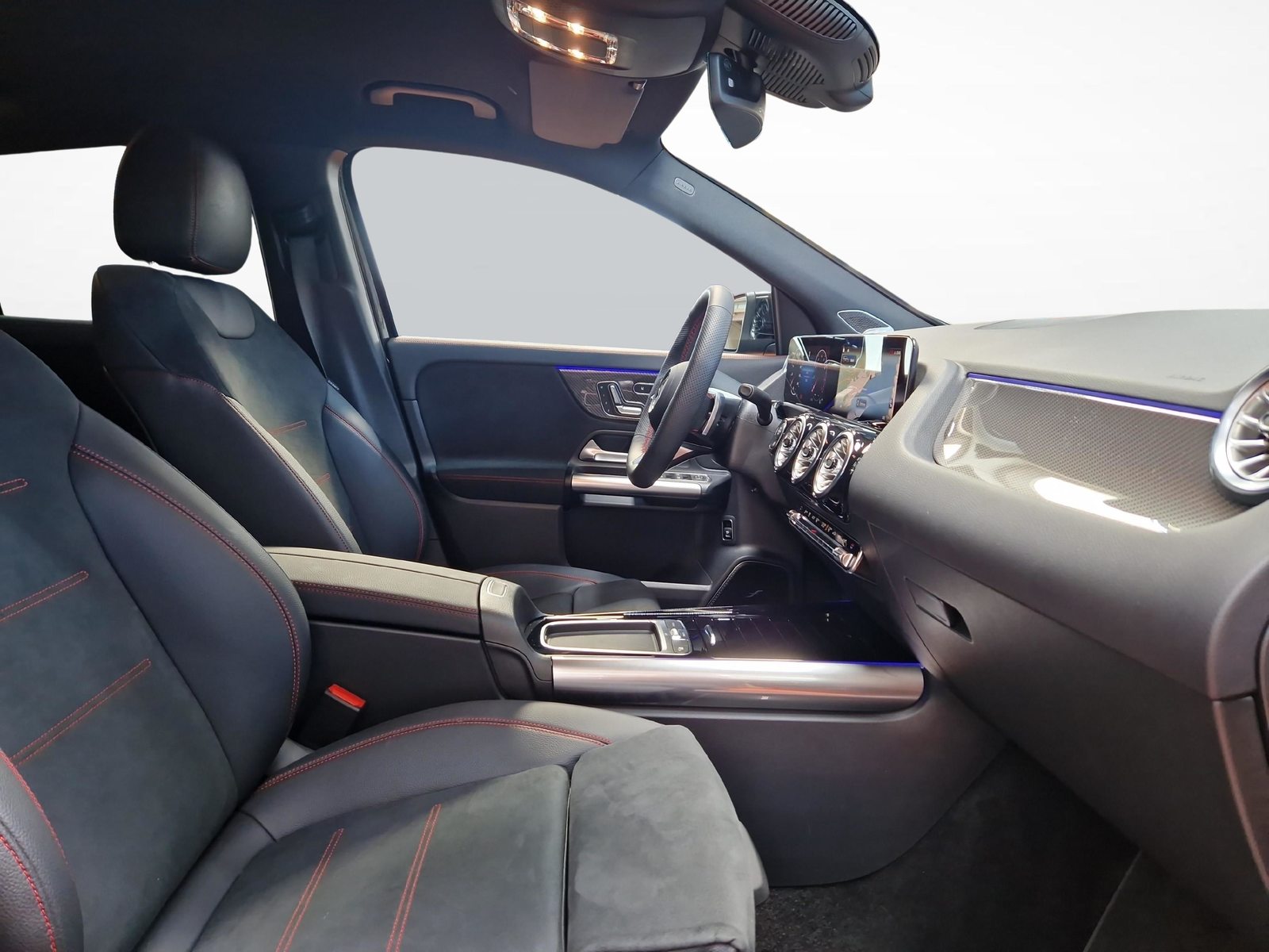 MERCEDES-BENZ GLA 250 4MATIC Swiss Star AMG Line, Mild-Hybrid Petrol/Electric, Second hand / Used, Automatic - 7