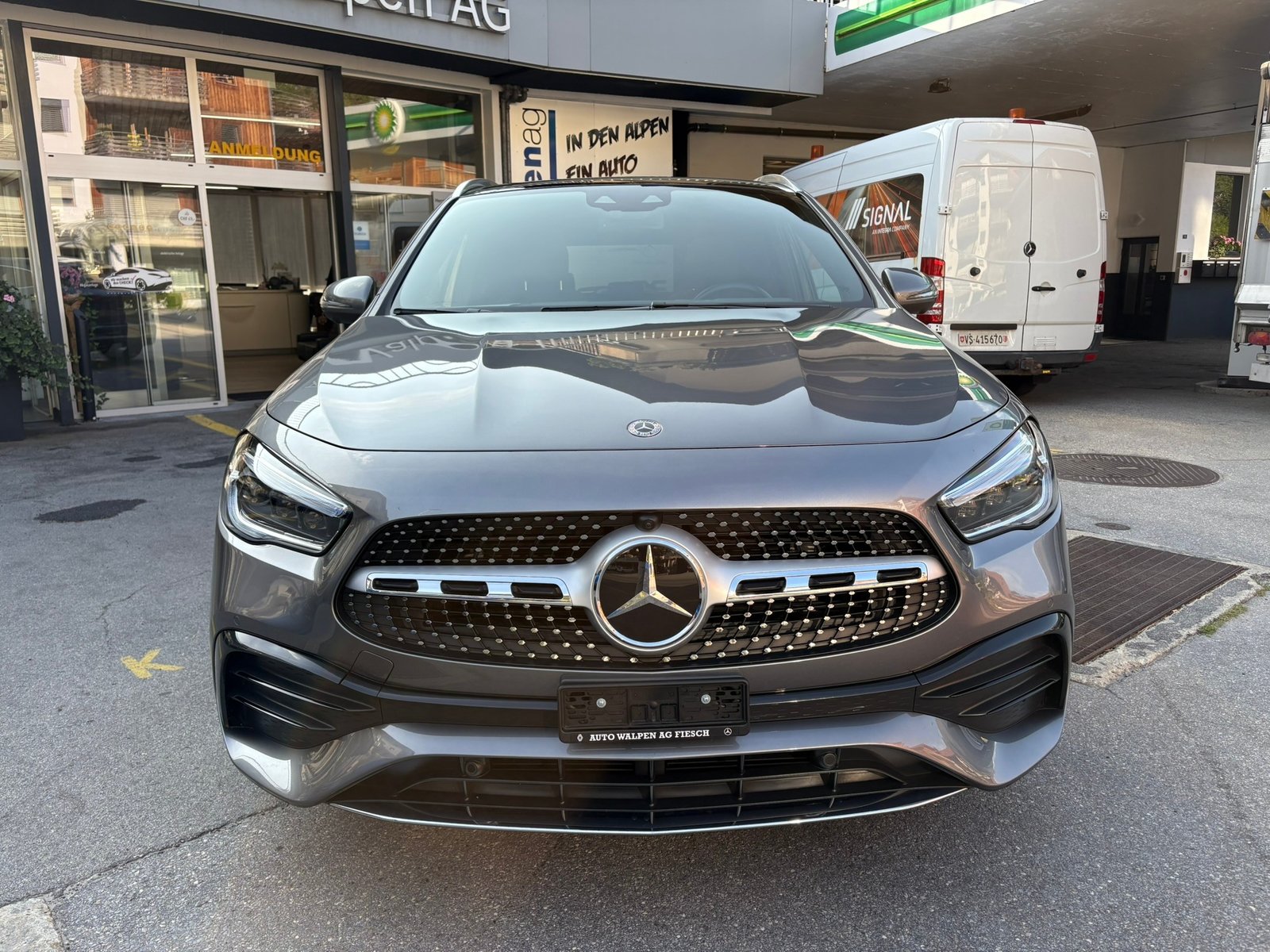 MERCEDES-BENZ GLA 250 AMG Line 4Matic, Petrol, Second hand / Used, Automatic - 2